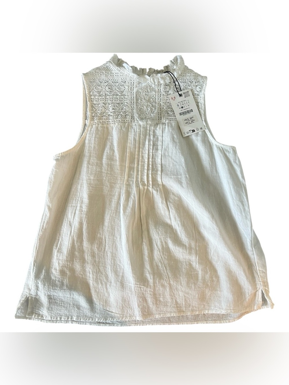Zara White Women' Sleeveless Lace Yoke Top